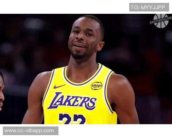 维金斯期待标志性胜利助力球队赛季转折与新篇章开启 维金斯期待标志性胜利助力球队赛季转折与新篇章开启